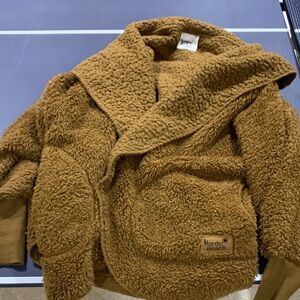 Nordic Beach Women's Cozy Brown Fleece Jacket